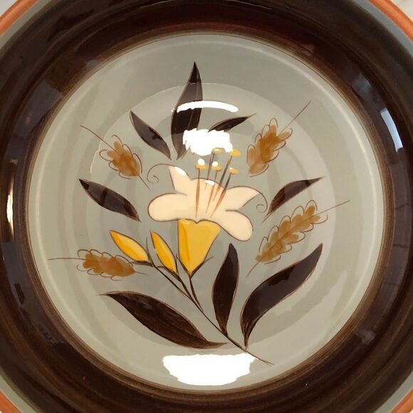 Vintage Stangl Golden Harvest Large Serving Bowl - Picture 3 of 5